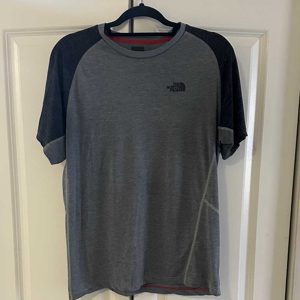The North Face Men's Charcoal and Grey Short Sleeve Flash Dry Tee